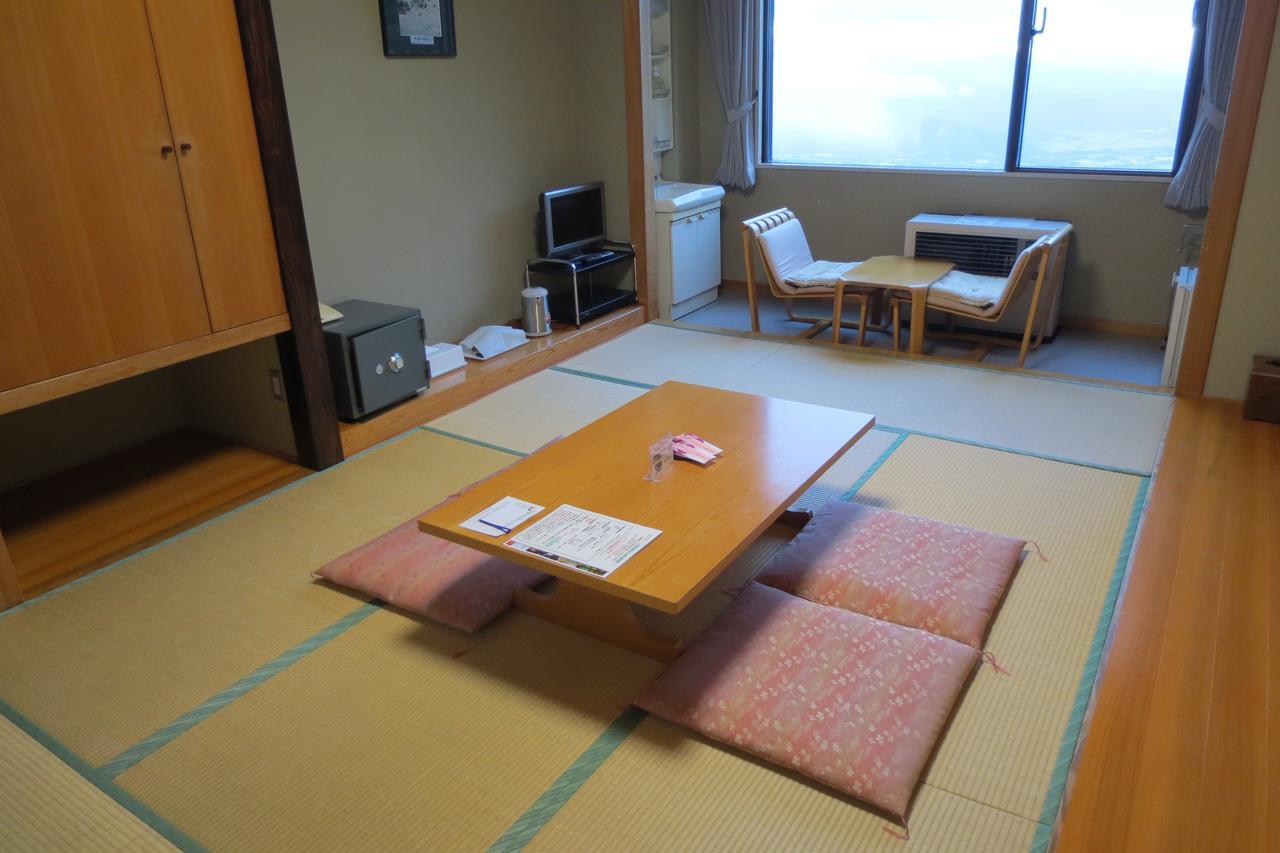 Takamine Kogen Hotel Komoro Eksteriør bilde